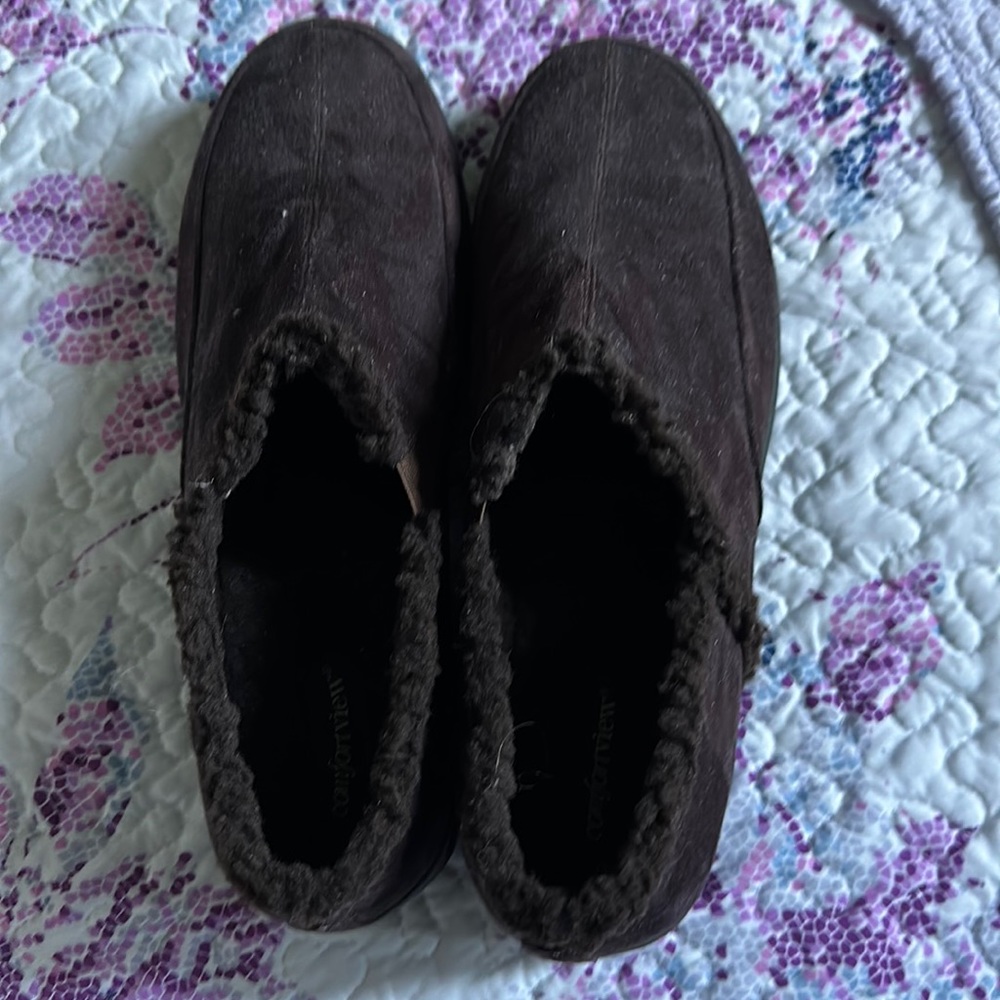 Barely worn slip on shoes